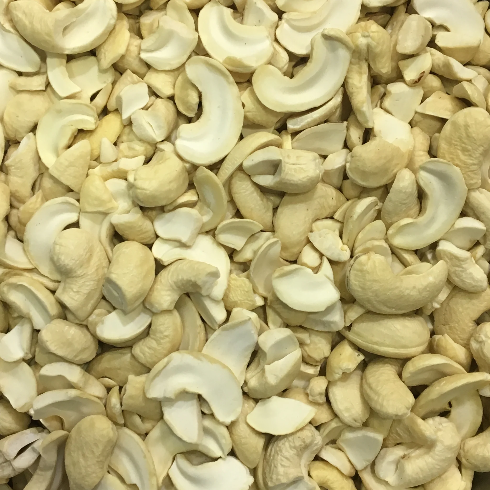 Premium Whole Kaju (Cashew Nuts) | Fresh & Rich Taste - Image 3