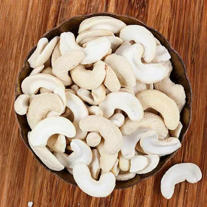 Premium Whole Kaju (Cashew Nuts) | Fresh & Rich Taste - Image 2